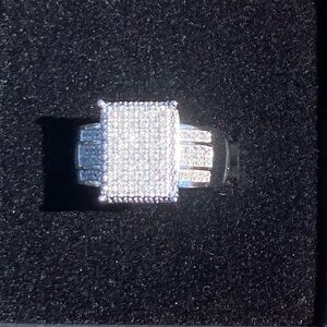 Beautiful Three Quarter Cttw White Gold over Sterling Silver Size 7 Ring